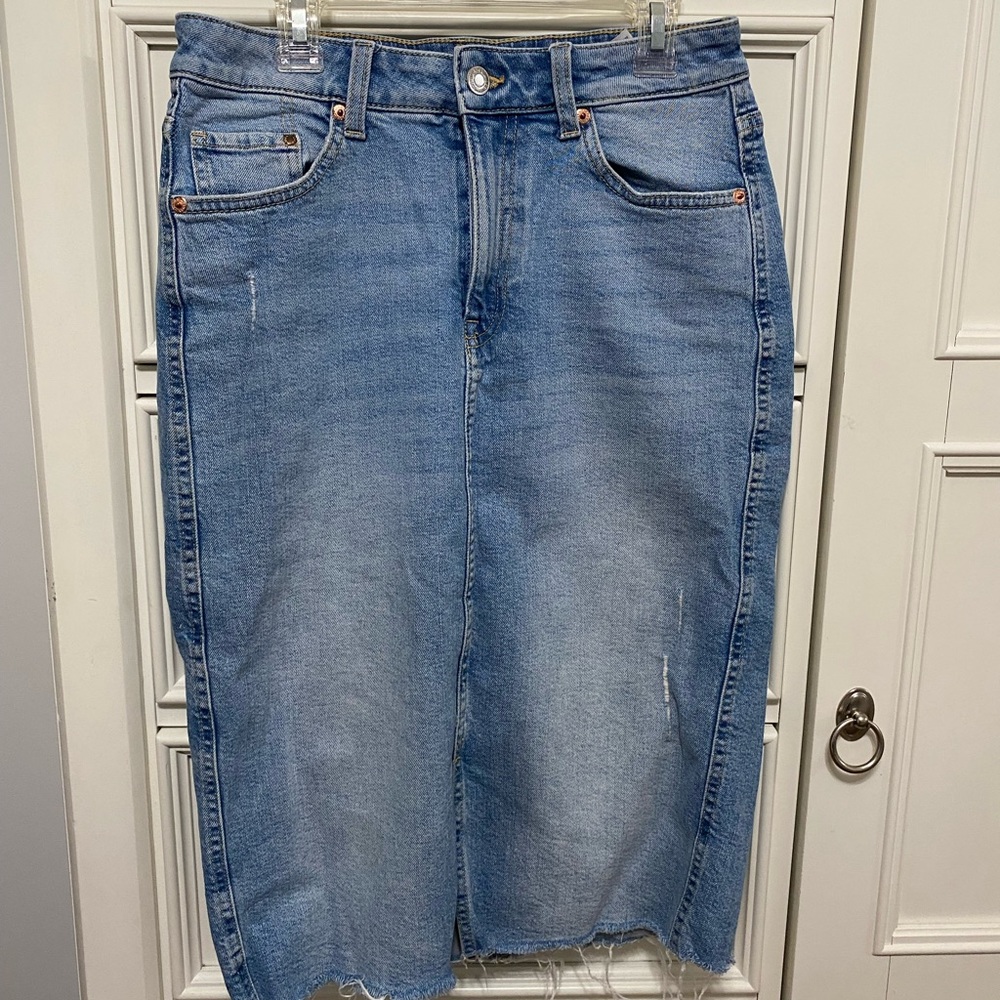 Midi denim skirt